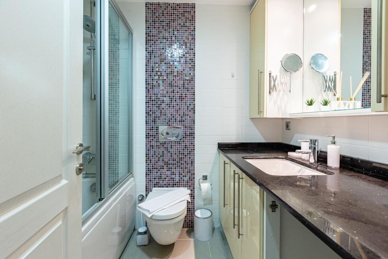 Flat With Excellent Location In Tesvikiye, Sisli Lägenhet Istanbul Exteriör bild