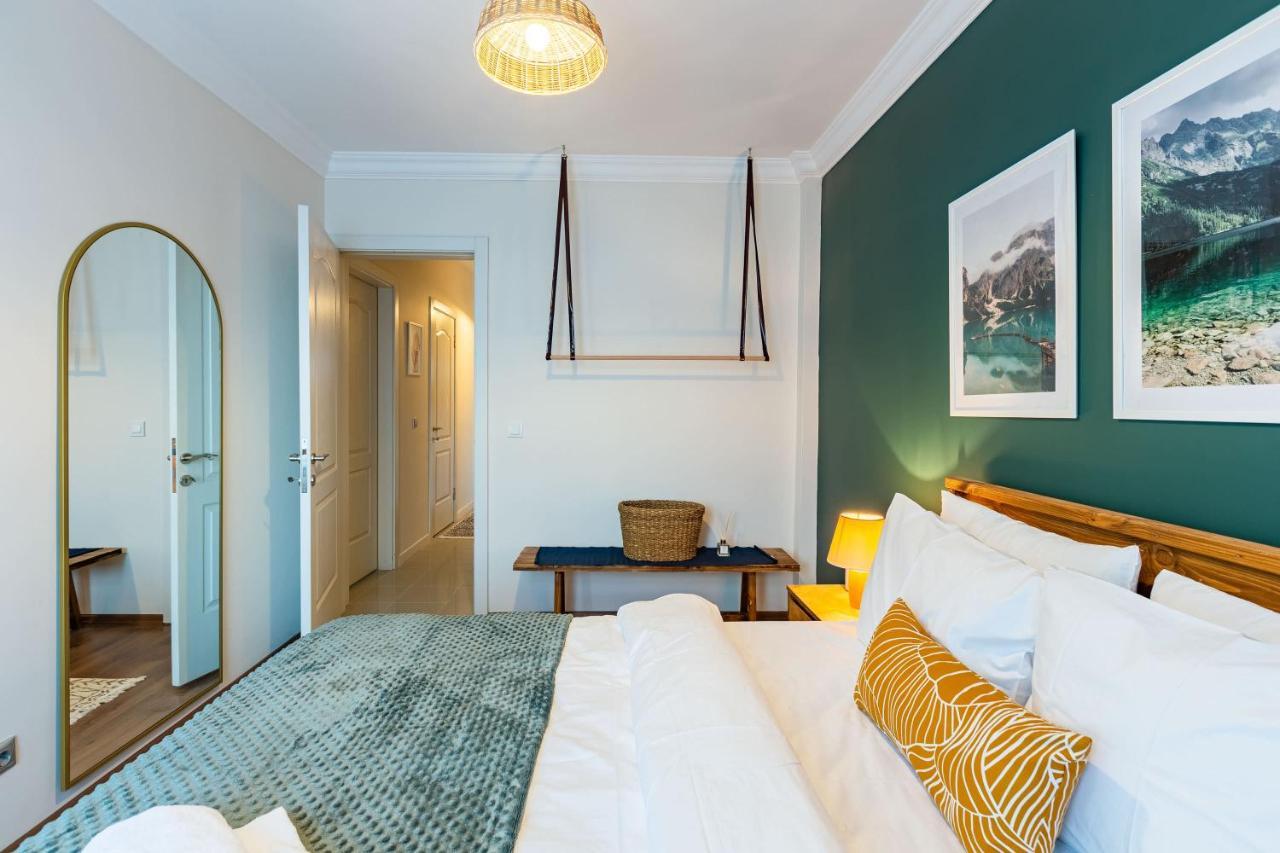 Flat With Excellent Location In Tesvikiye, Sisli Lägenhet Istanbul Exteriör bild