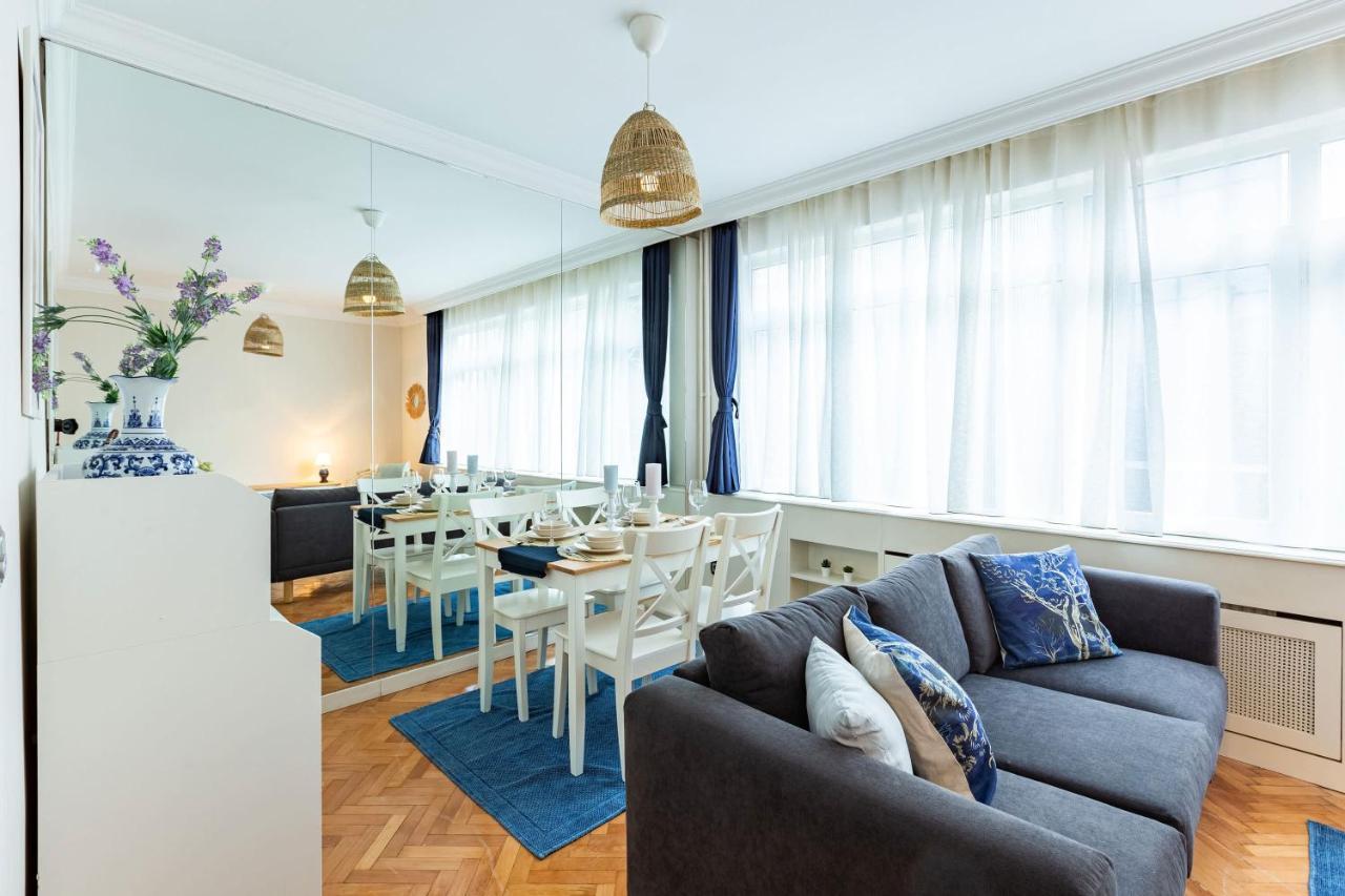 Flat With Excellent Location In Tesvikiye, Sisli Lägenhet Istanbul Exteriör bild