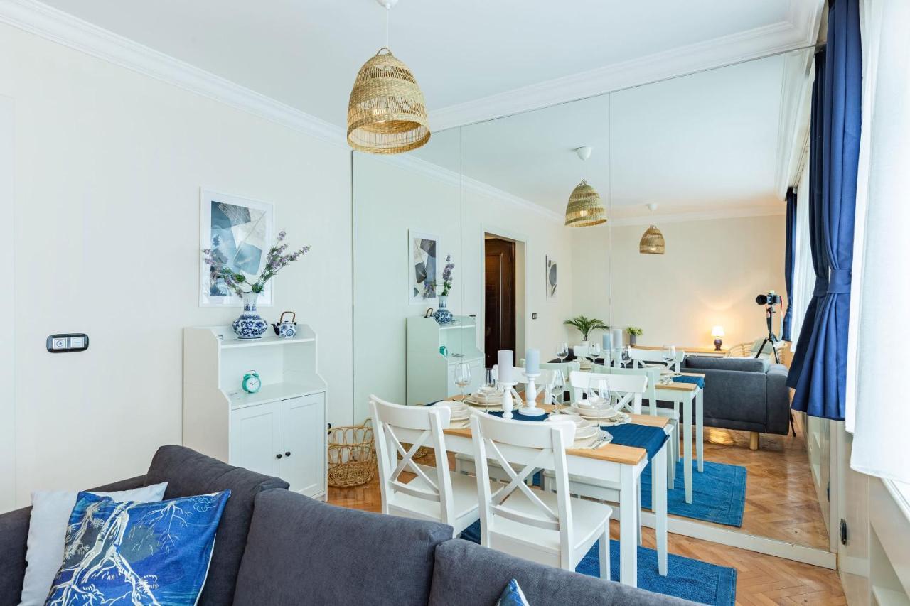 Flat With Excellent Location In Tesvikiye, Sisli Lägenhet Istanbul Exteriör bild